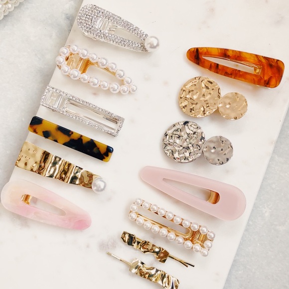 Accessories - 🆕Embellished Rhinestone Pearl Hair Clips